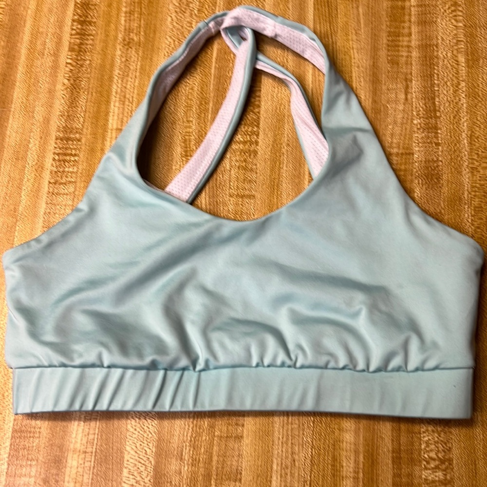 Open back sports bra